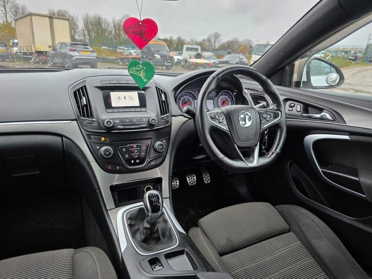 2015 Vauxhall Insignia 2.0 CDTi Limited Edition Hatchback 5dr Diesel Manual Euro 5 (130 ps) Hatch...