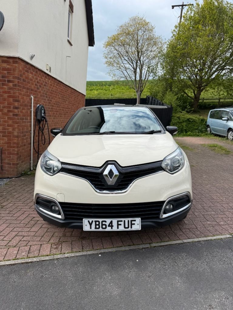 Renault, CAPTUR, Hatchback, 2014, Manual, 898 (cc), 5 doors