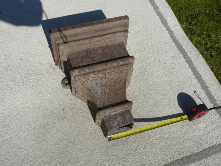 Large Cast Iron Hopper Head