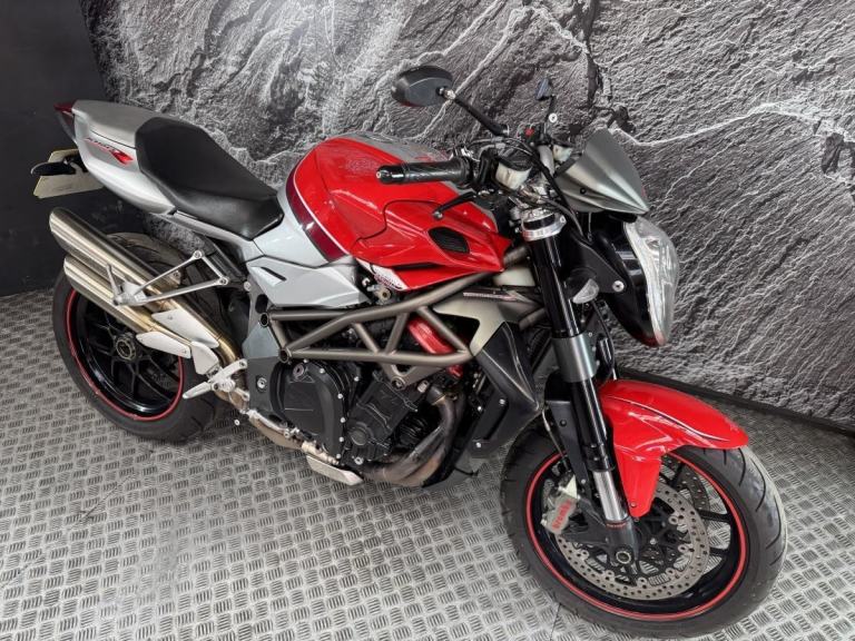 MV AGUSTA BRUTALE 1090 RR 1090RR 2010