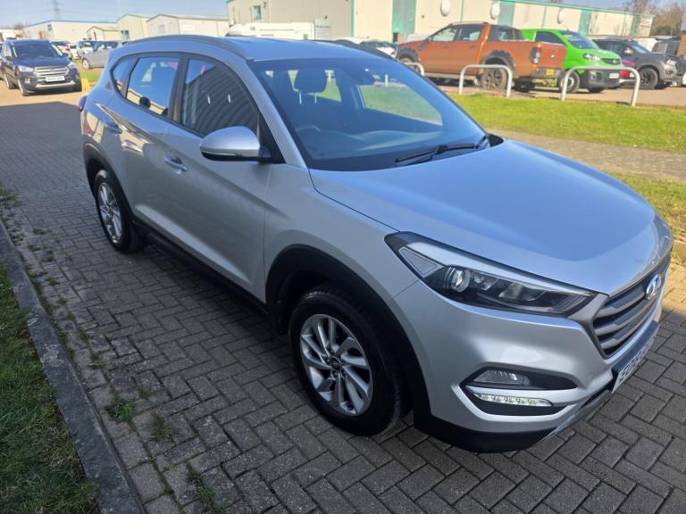 HYUNDAI TUCSON 1.7 TUCSON SE NAV 1.7 D 116PS BD +FSS 2018