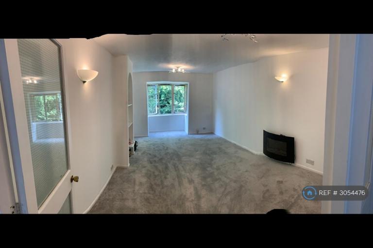 2 bedroom flat in Harp Island Close, London, NW10 (2 bed) (#3054476)
