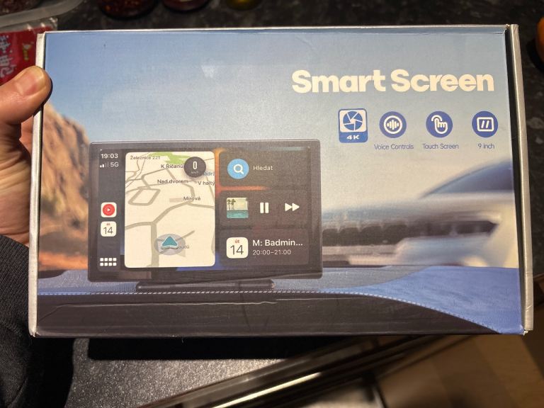 Wireless Android auto Car play screen
