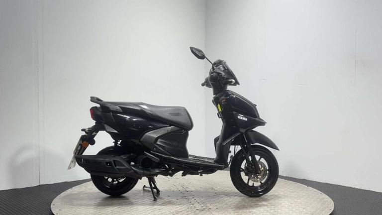 Yamaha Rayzr 125 2024 SPARES OR REPAIR PROJECT BIKE SCOOTER 125CC LEARNER