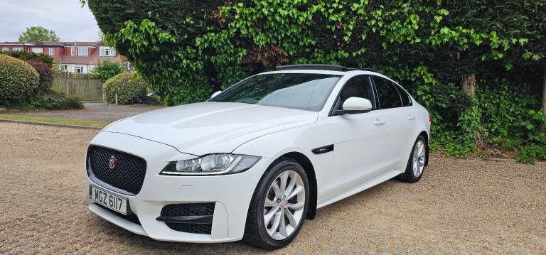 2016 Jaguar XF R-Sport 2.0D 180 Automatic 
