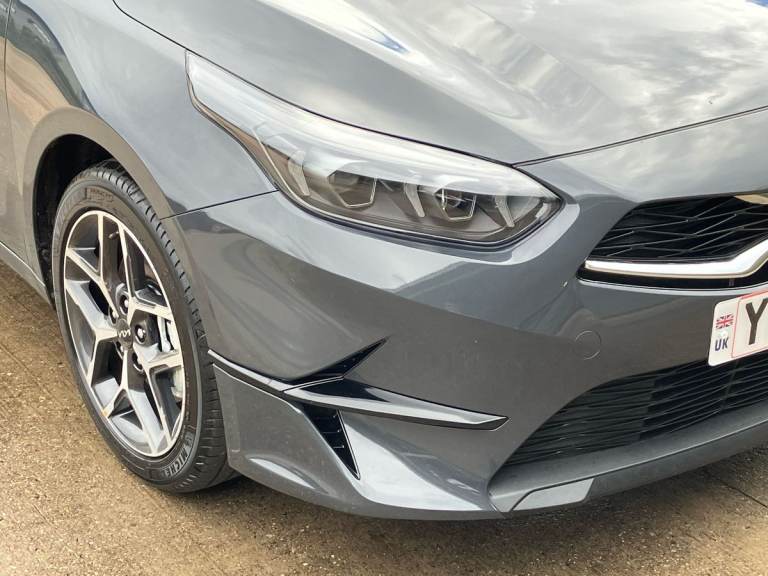 2025 Kia Ceed 1.5T GDi ISG 138 3 5dr Hatchback PETROL Manual