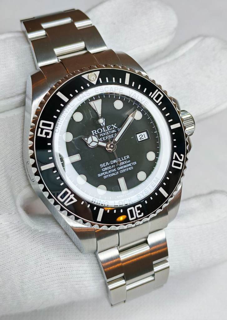 Rolex Sea-Dweller Deepsea 44mm 116660 Black Dial Ceramic Bezel 2012 Full Set