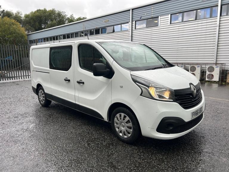 2017 Renault Trafic LL29 ENERGY dCi 125 Business+ lwb  Crew cab Van euro 6 no vat vat Crew Van Di...