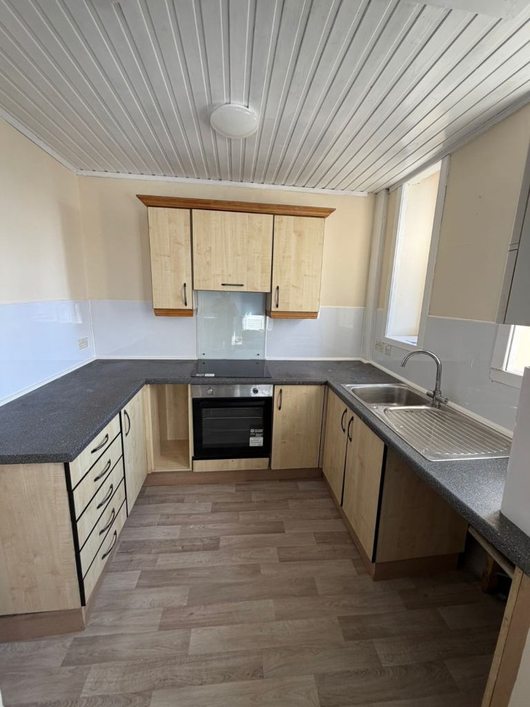 Spacious Two Bed Flat - Lochgelly 