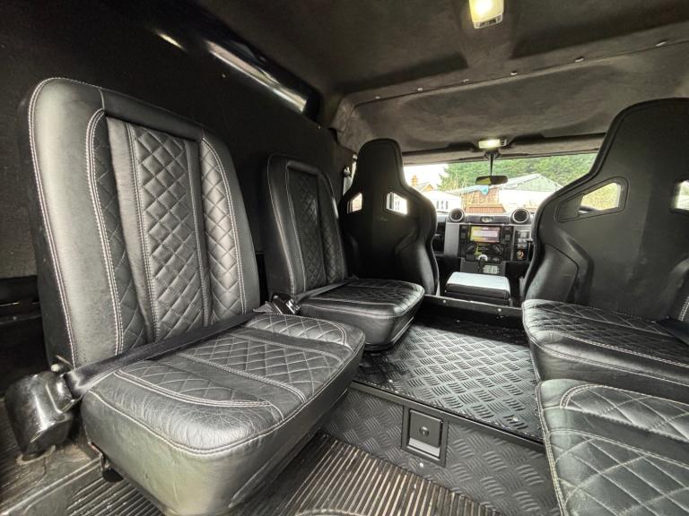 2007 Land Rover Defender 90 2.4 TDCi Puma Black Hard Top 6 Seats RECARO Twisted
