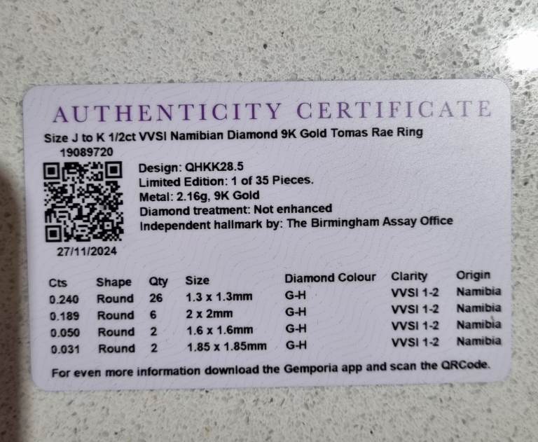 Gold 9ct Diamond cluster ring.  0.50ct. 