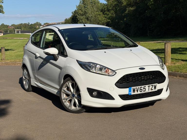 2015 Ford Fiesta 1.0 EcoBoost 125 Zetec S 3dr HATCHBACK Petrol Manual