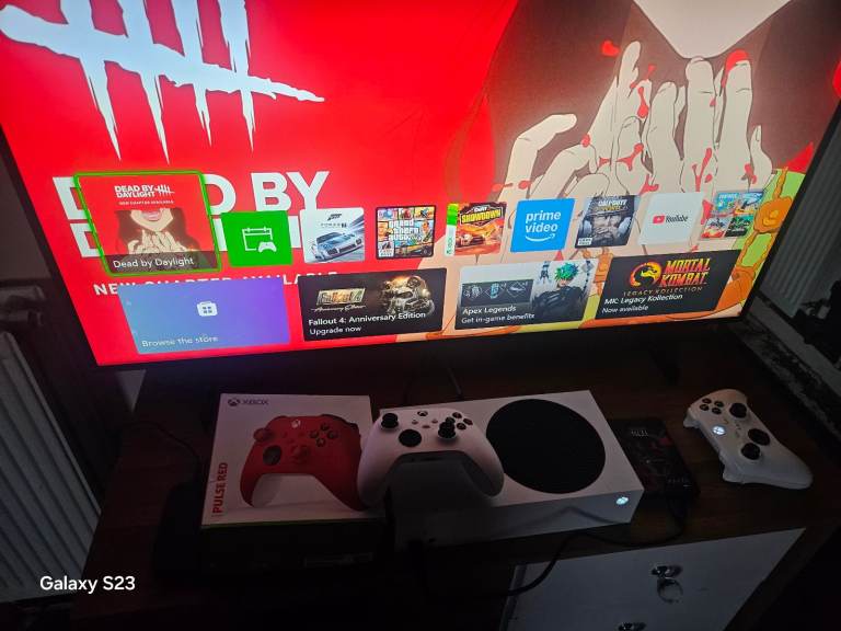 Xbox series s bundle 