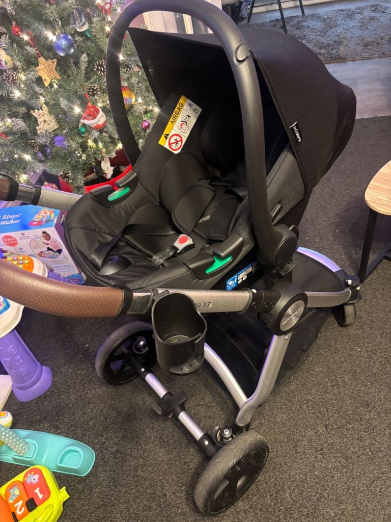 Panorama XTi complete travel system 