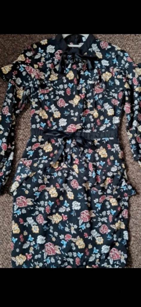 Danity Paris Floral Dress – Black, Size M, perfect Condition