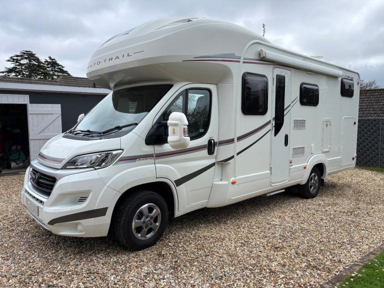 2018 Auto-Trail Tribute T726 G Rear Fixed Bed 5 Berth Motorhome For Sale