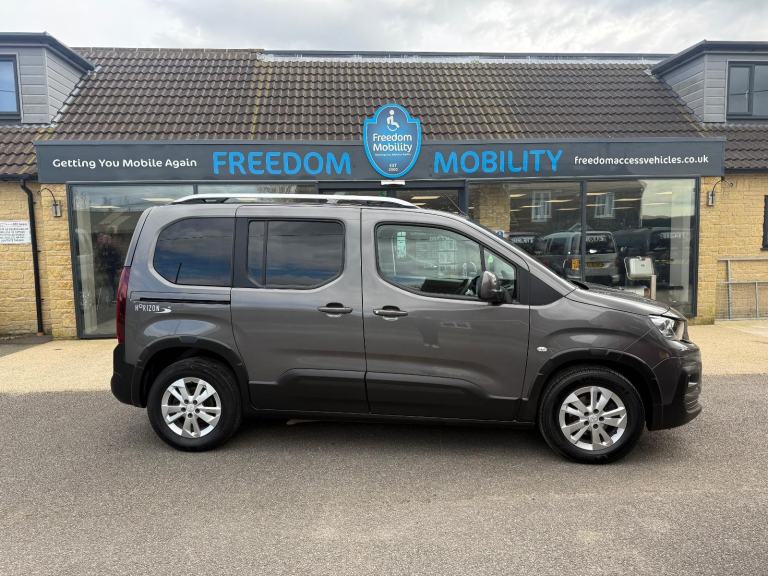 2020 Peugeot Rifter (1.5L Diesel Manual) - Wheelchair Accessible Vehicle / WAV