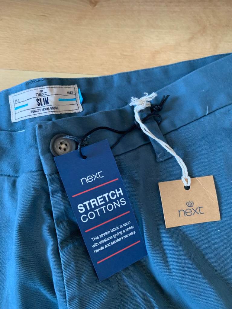 Brand NEW with tags on, Stretch cotton NEXT chino, slim fit trousers, waist 32