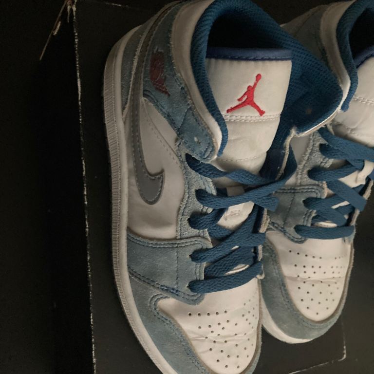 Jordan 1 mid (French blue/white)