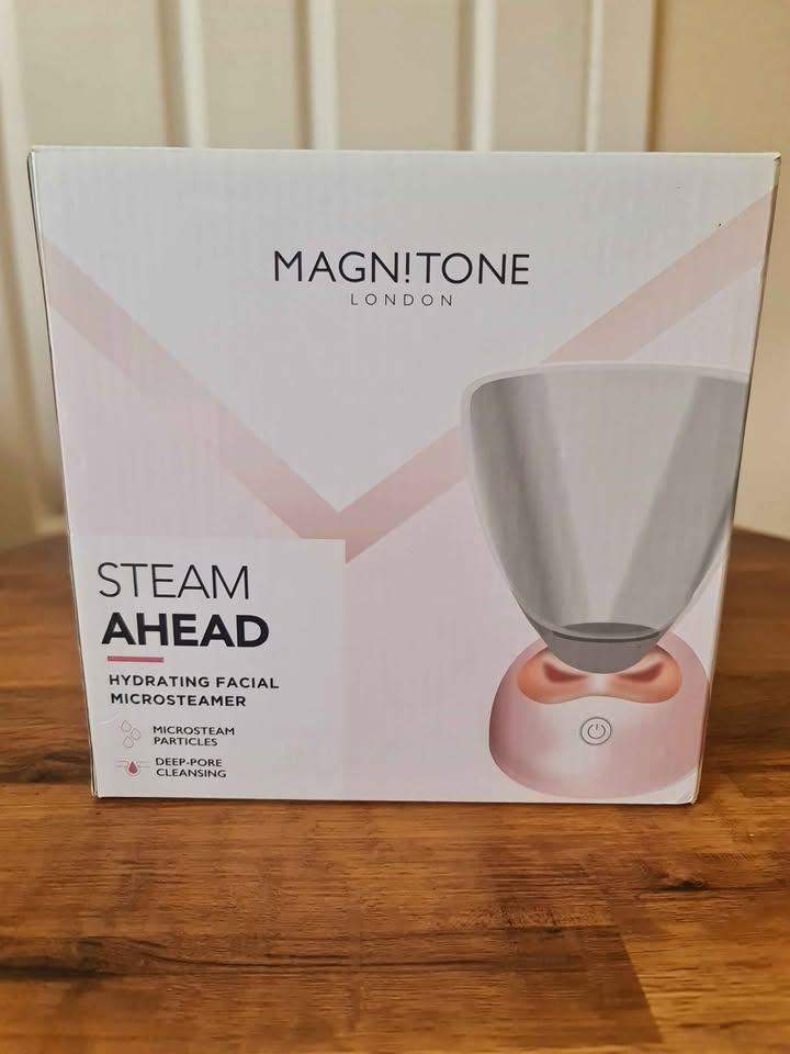 Facial Steamer by Magnitone