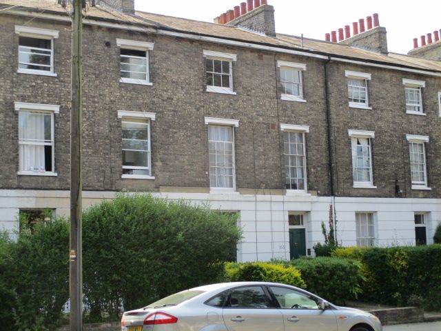 Self contained studio flat