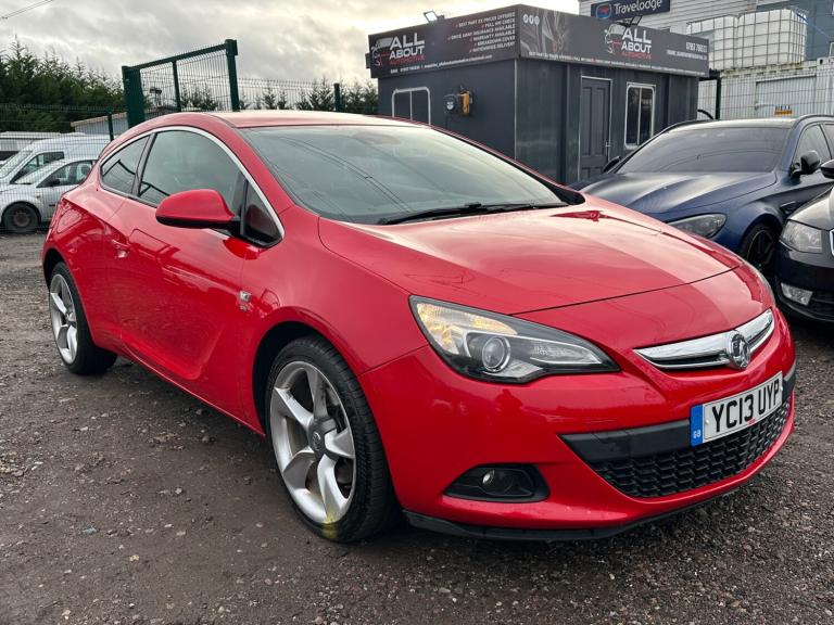 2013 Vauxhall Astra GTC 1.4T 16V 140 SRi 3dr HATCHBACK Petrol Manual