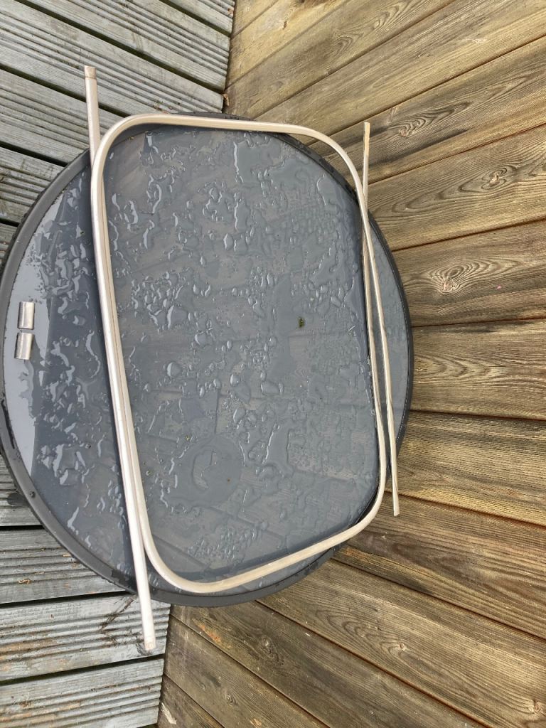 Morris 1000 windscreen trim