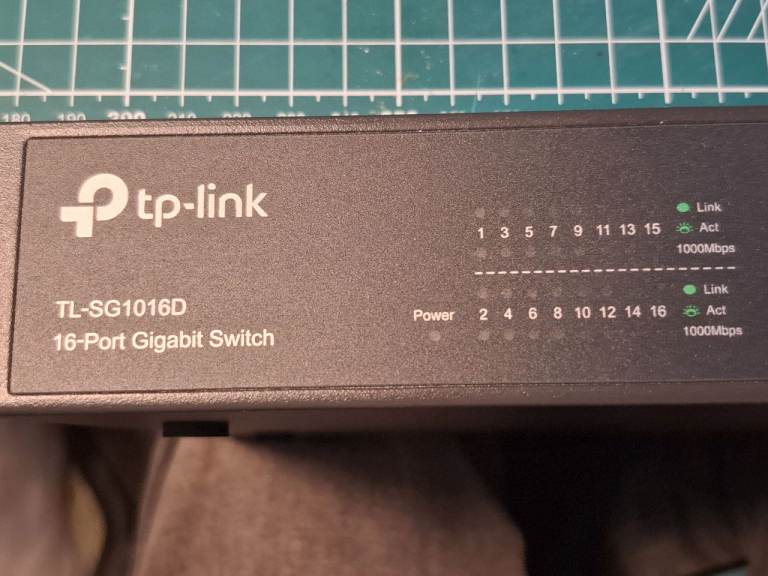 TP-Link TL-SG1016D 16-Port Gigabit Switch Unmanaged