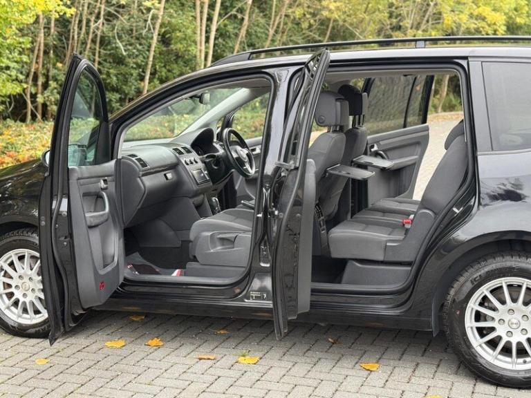 Volkswagen Touran 1.4 TSI SE DSG Euro 5 5dr