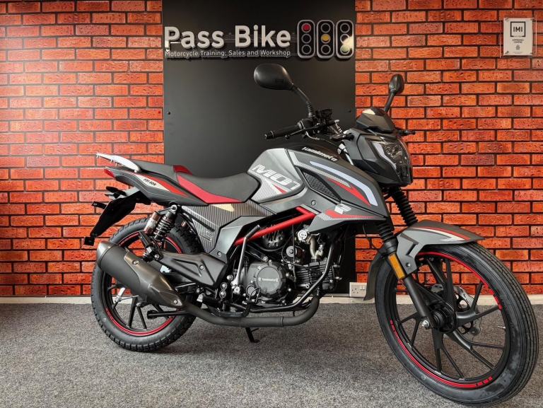 Yamimoto F31 - 50cc Manual 4 Speed Geared Motorcycle Moped / Learner Legal