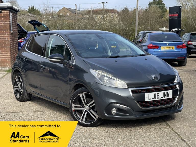 PEUGEOT 208 1.2 PureTech GT Line 2016