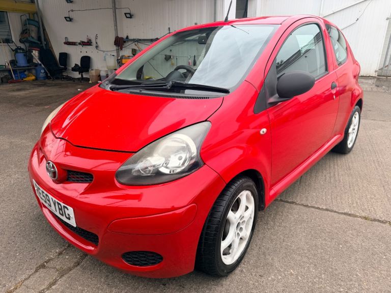 Toyota, AYGO, Hatchback, 2009, Manual, 998 (cc), 3 doors