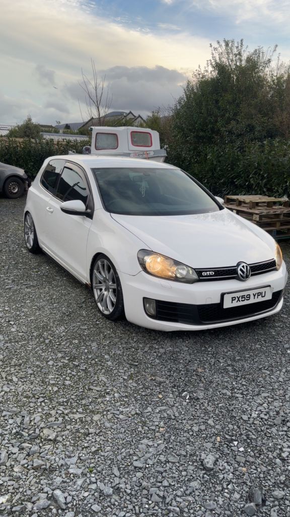 Volkswagen, GOLF, Hatchback, 2009, Manual, 1968 (cc), 3 doors