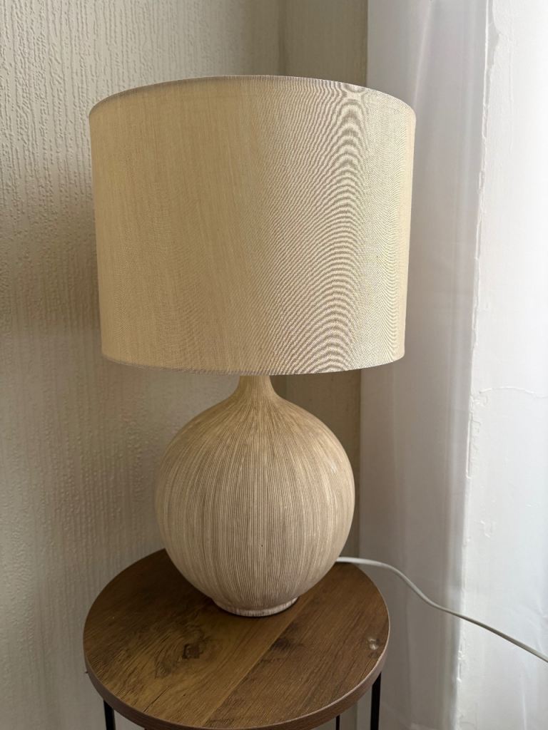 Table lamp 