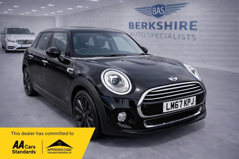 2017 MINI Hatch 1.5 Cooper 5dr Auto HATCHBACK Petrol Automatic