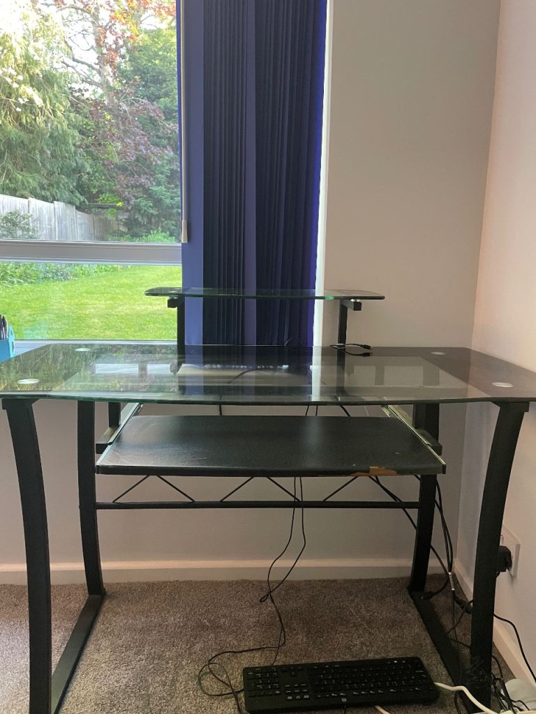 Work desk for collection 