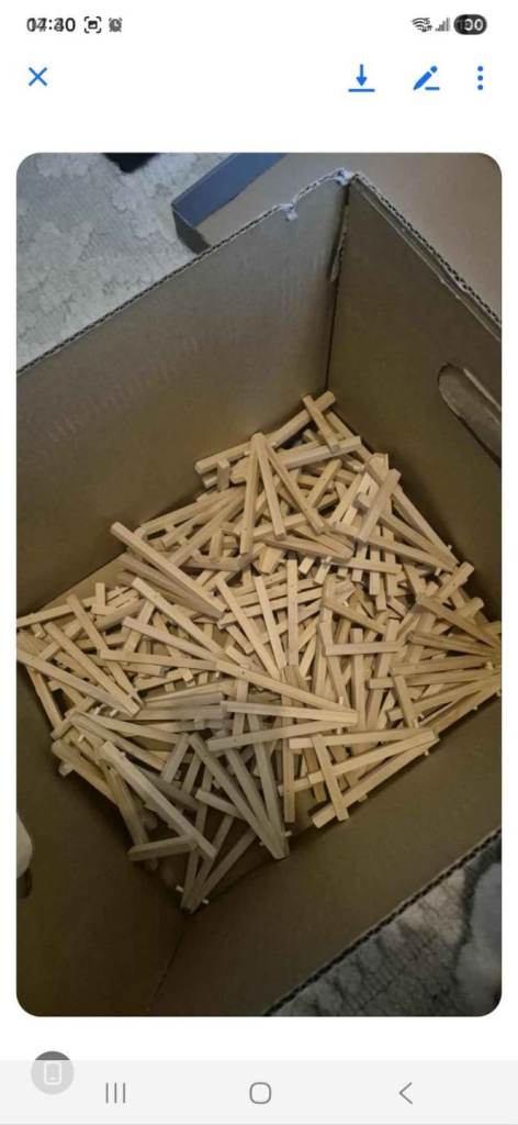 image for 70 wooden mini easels used once for wedding. Ex con