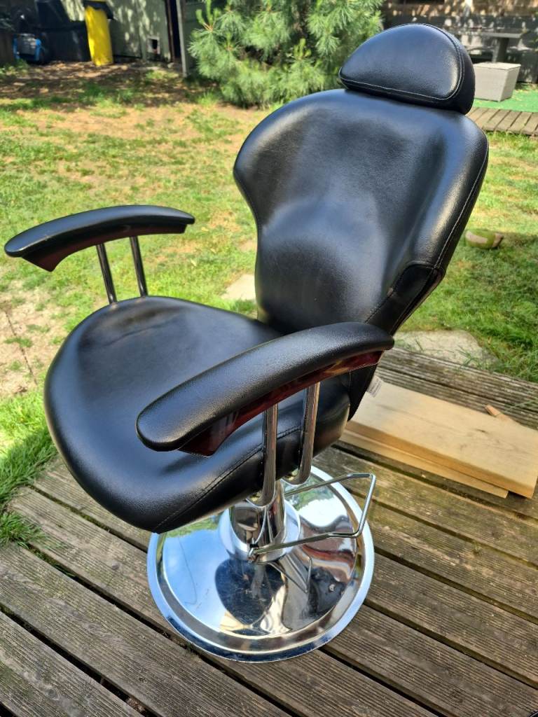 Black kensington  Hydraulic Chair for Salon or Office Use