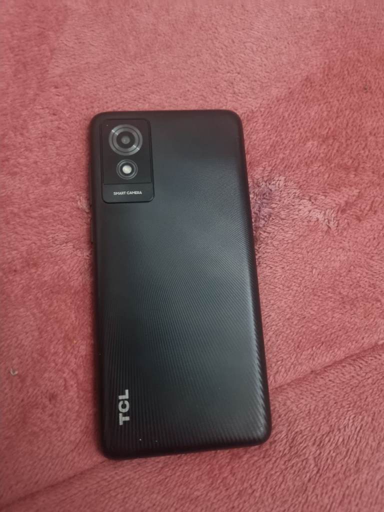 Tcl phone new 