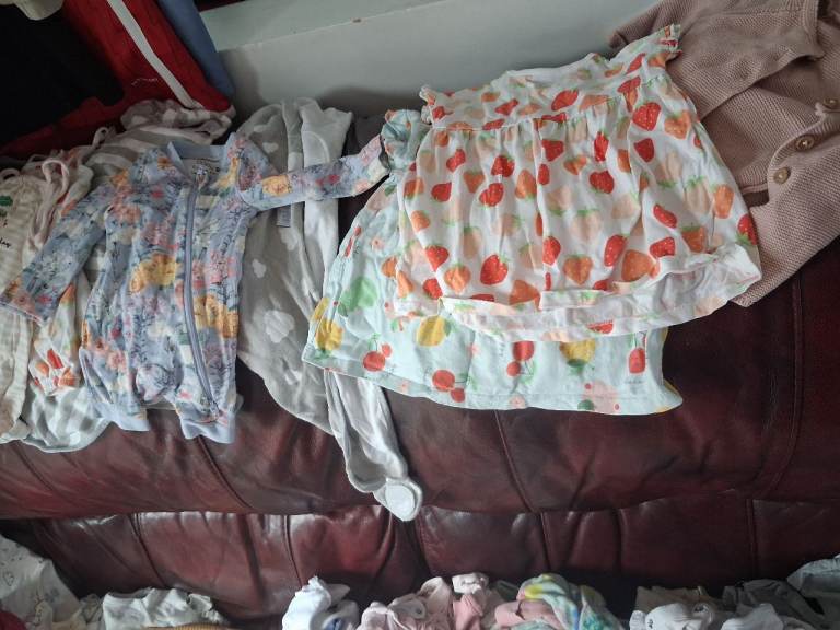Baby clothes 0 to 6 months 