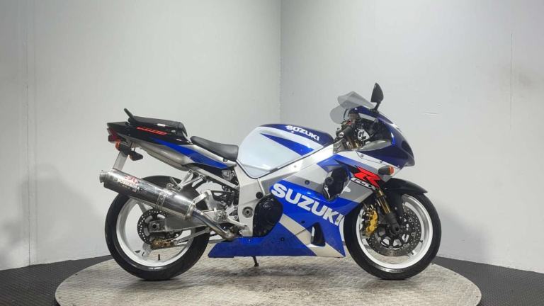 Suzuki GSX-R GSXR [Phone number removed]K NEW MOT VERY CLEAN CLASSIC 1000CC SPORTS BIKE