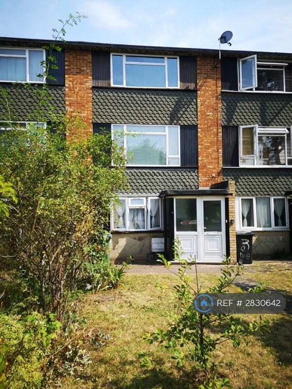 2 bedroom flat in Dilhorne Close, Grove Park, SE12 (2 bed) (#2830642)