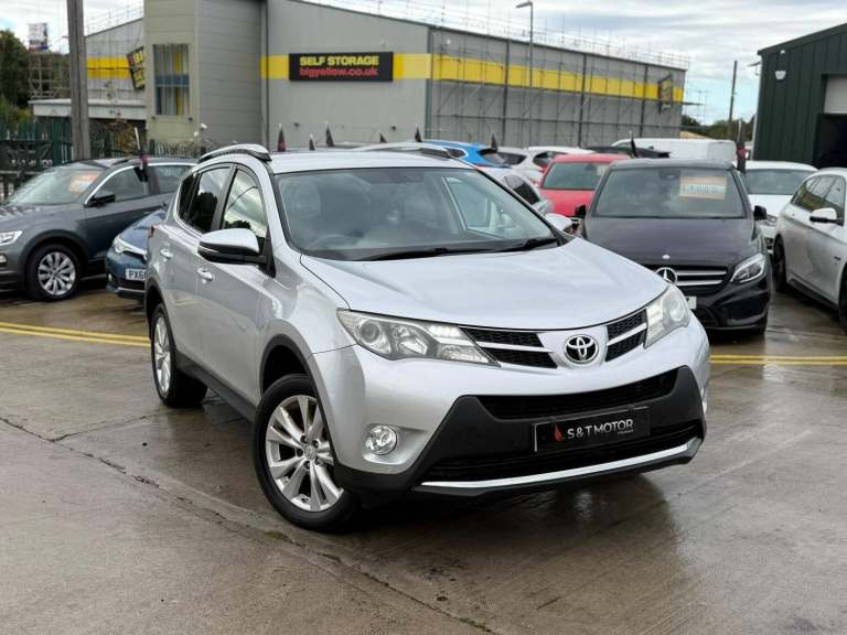 2015 Toyota RAV4 2.2 D-CAT Invincible 5dr Auto ESTATE DIESEL Automatic