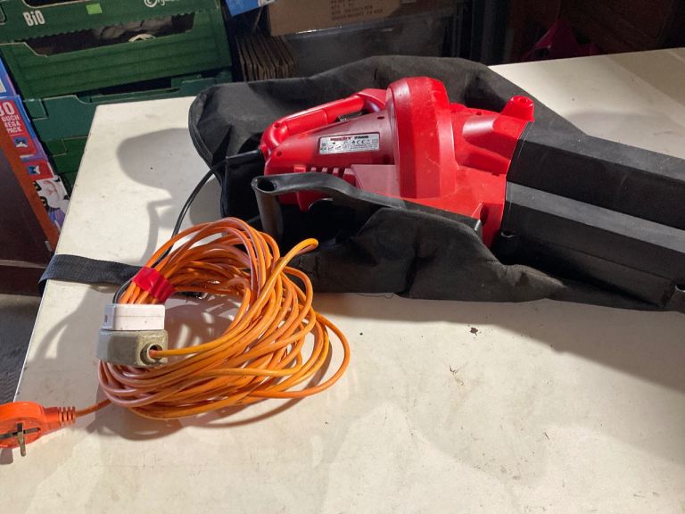 Garden vac/blower