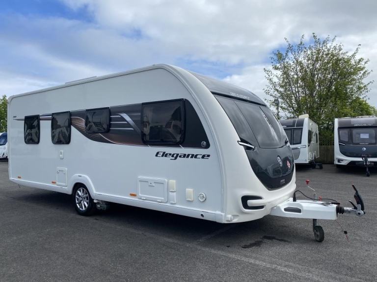 2021 SWIFT ELEGANCE 560 LUXURY 4 BERTH TOURING CARAVAN