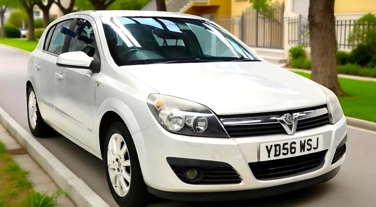 2006 Vauxhall Astra 1.8 AUTO Elite 79800 Miles LEATHER Seats (ULEZ Free) 5dr Automatic .PX OK HAT...