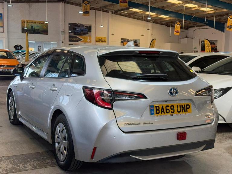 2020 Toyota Corolla 1 790 CC TOYOTA COROLLA TOURING Hybrid