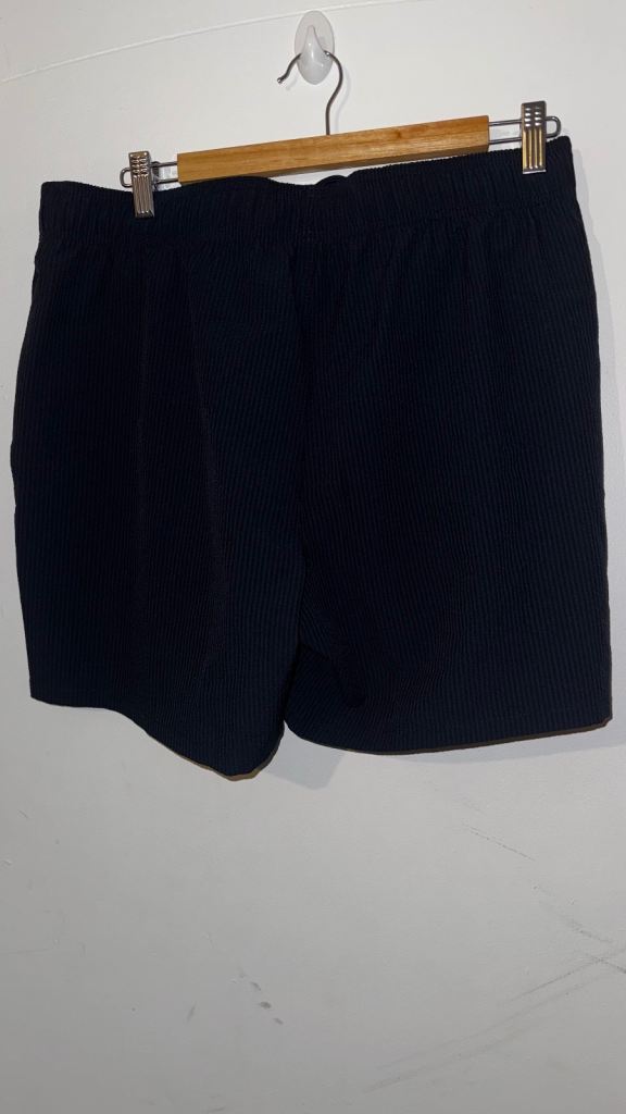 Hollister Black 4-Way Stretch Shorts - Size L, Good Condition