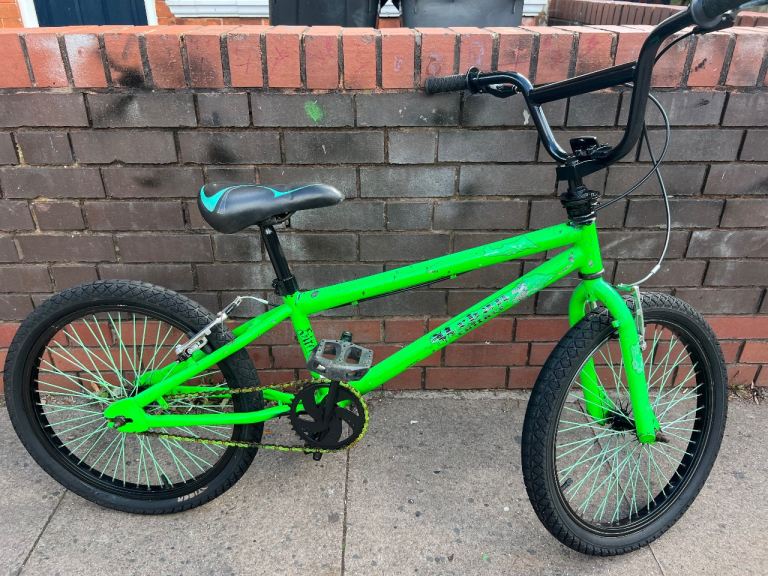    BMX Bike - 20" Wheel  (Age Guide - Suitable for children aged 8-10