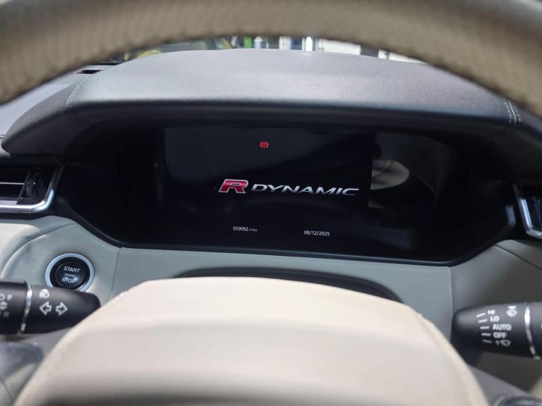 2018 Land Rover Range Rover Velar 3.0 D300 First Edition 5dr Auto ESTATE DIESEL Automatic